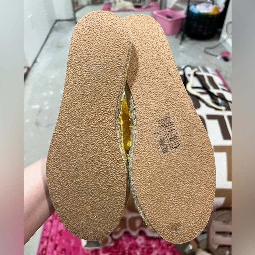 H&M sandals espadrilles criss cross fringe slides yellow embroidered flats - Picture 3 of 3